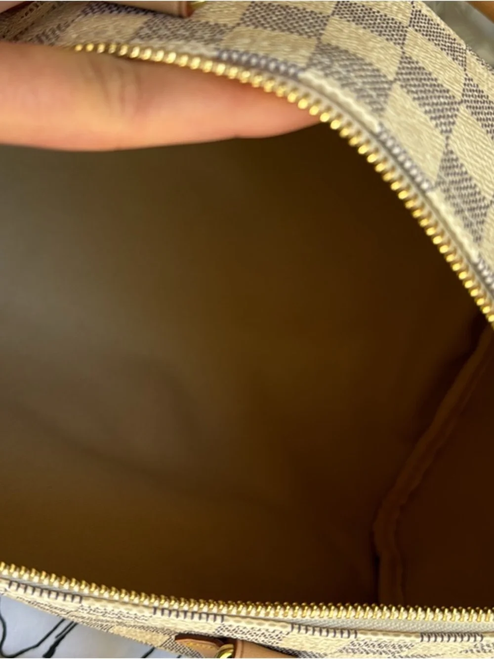 Louis Vuitton Damier Speedy 30